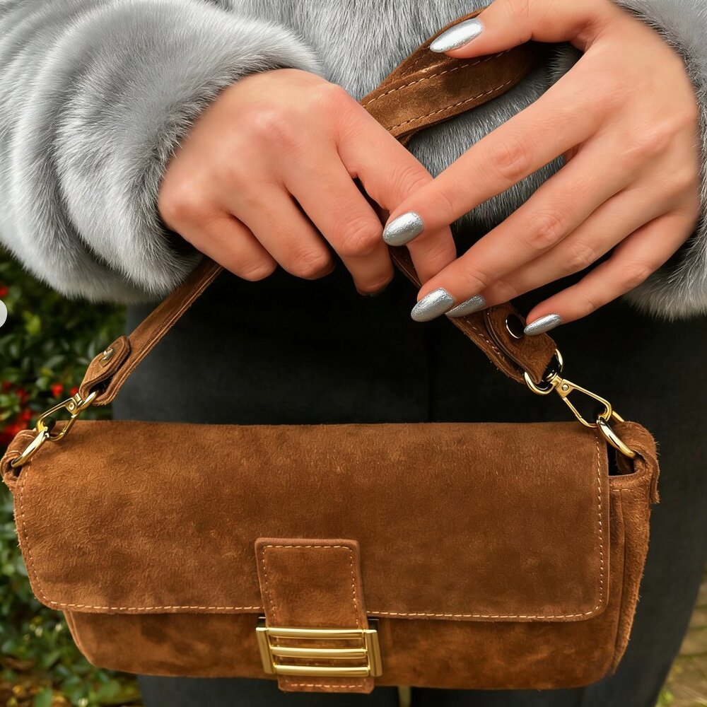 Divina Firenze Made in Italy Leather and Suede Baguette Shoulder Bag
